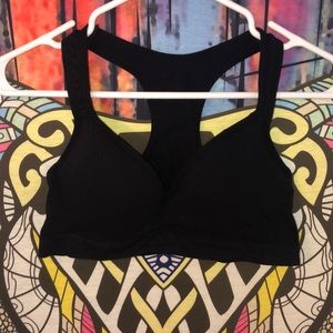black push-up sports bra